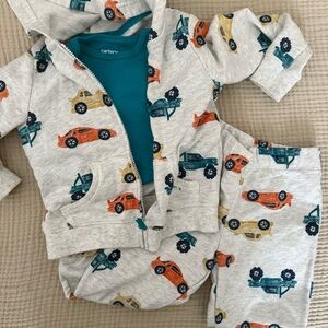 Carter's Gray Hoodie & Pants Set with Blue, Orange and Yellow Car Print